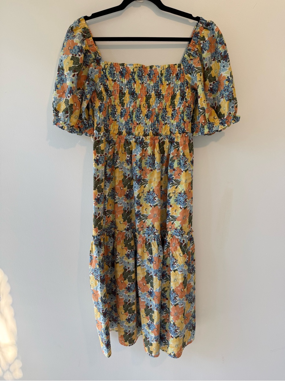 Abercrombie & Fitch Floral Smocked Puff Sleeve Tiered Midi Dress Large NWT
